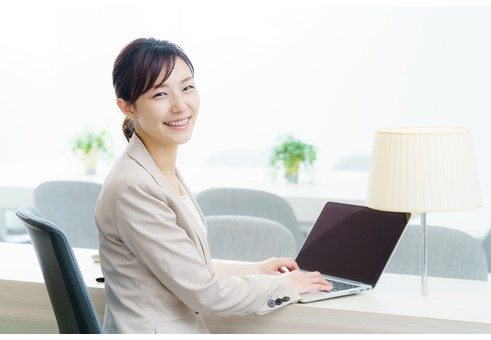 【週3日＆時短OK】カンタンな経理事務／大手不動産投資顧問会社